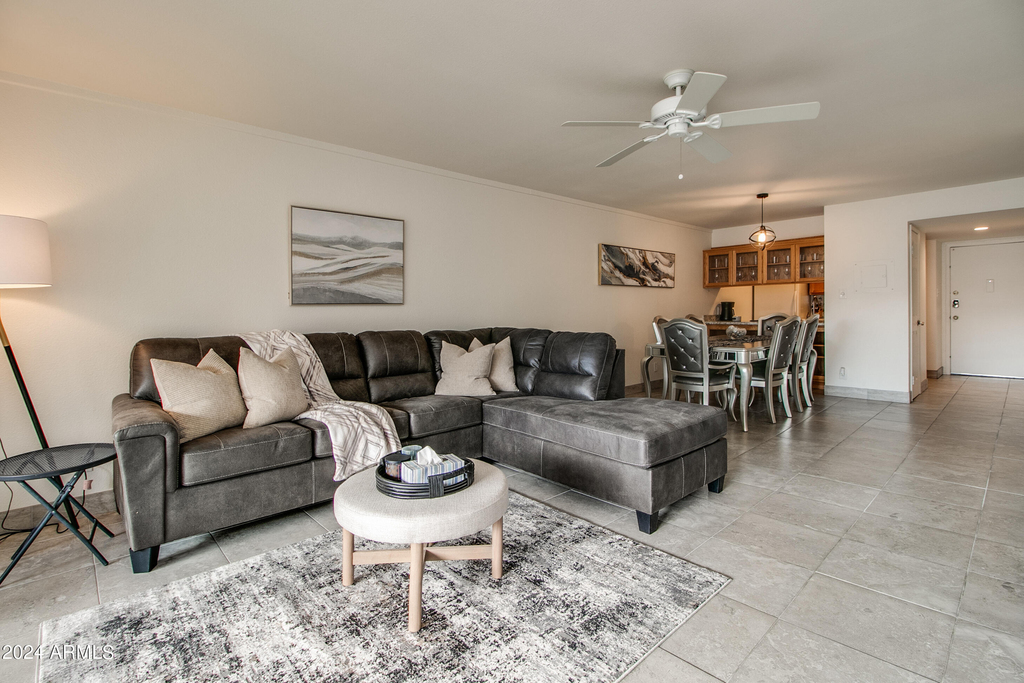 7625 E Camelback Road - Photo 2
