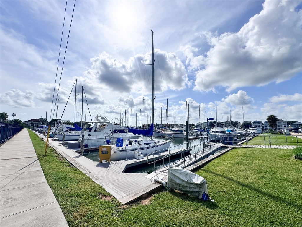 203 Las Brisas Street - Photo 41