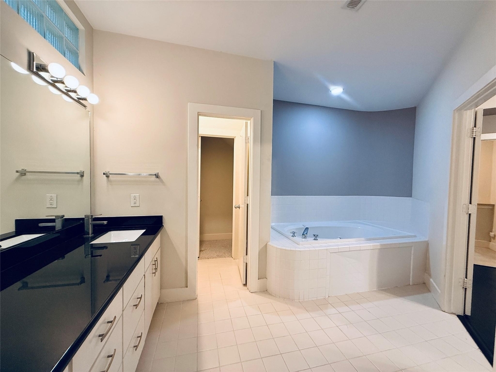 9813 Cynthia Ann Court - Photo 1