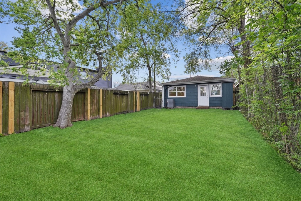 4630 Clover Street - Photo 23