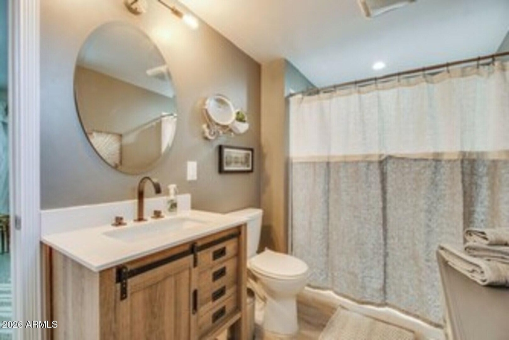 830 E Maryland Avenue - Photo 14