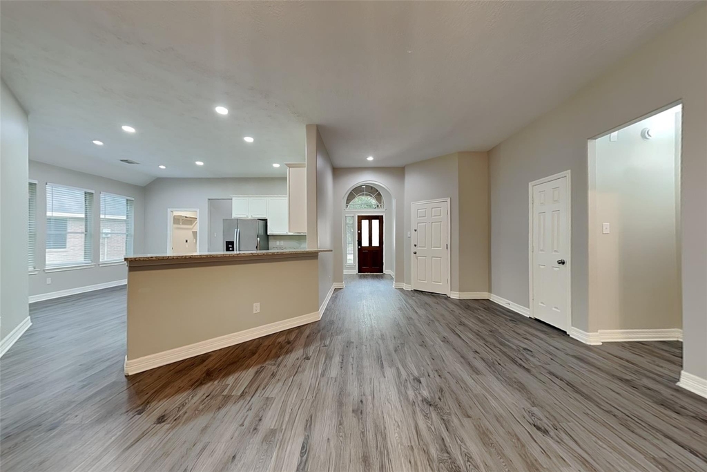 18407 Lost Maples Court - Photo 2
