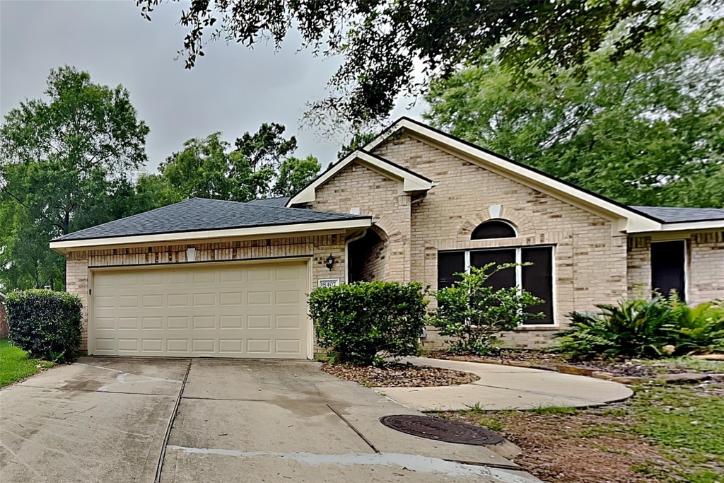 18407 Lost Maples Court - Photo 0