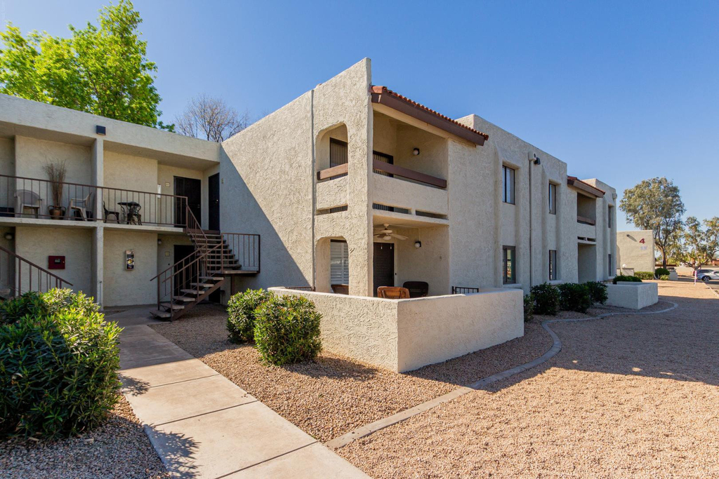 10444 N 69th - Photo 21