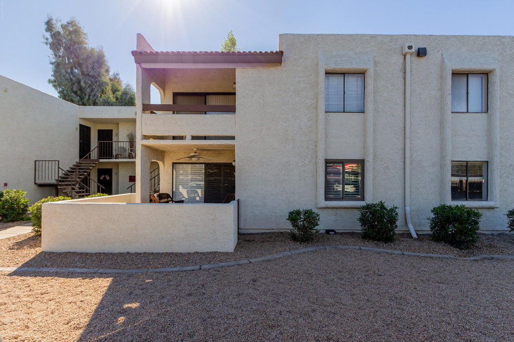 10444 N 69th - Photo 33