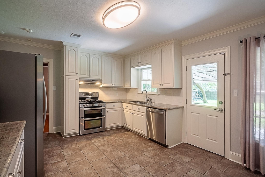 755 N 23rd Street - Photo 13