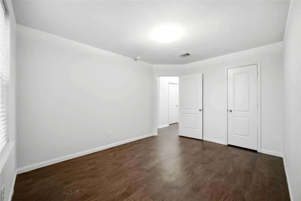 12731 Mystic Water Lane - Photo 15