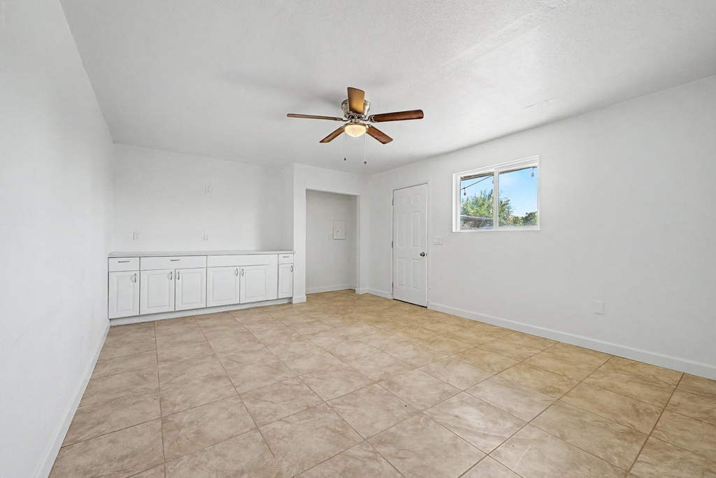 3519 W Orchid Lane - Photo 35