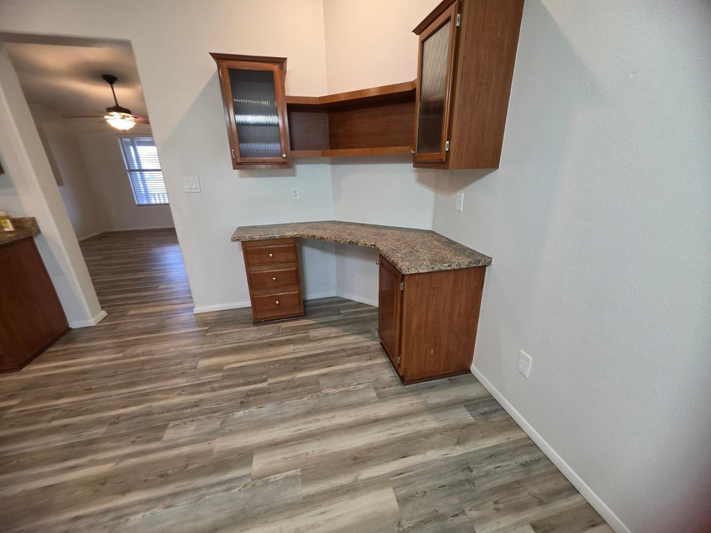 1612 N 201st Avenue - Photo 5