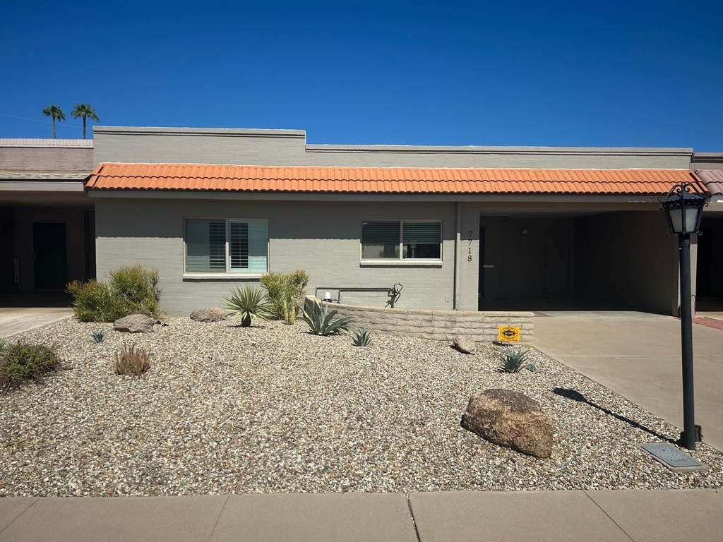 7718 E Meadowbrook Avenue - Photo 0