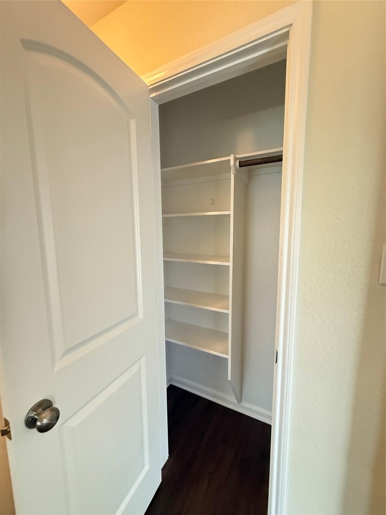 1134 Shadow Glenn Drive - Photo 10