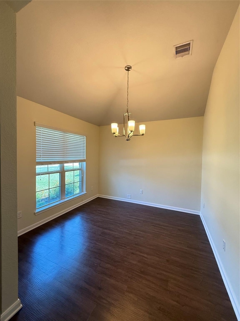 1134 Shadow Glenn Drive - Photo 2