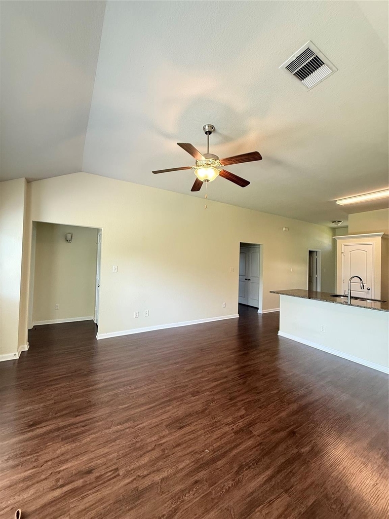 1134 Shadow Glenn Drive - Photo 3