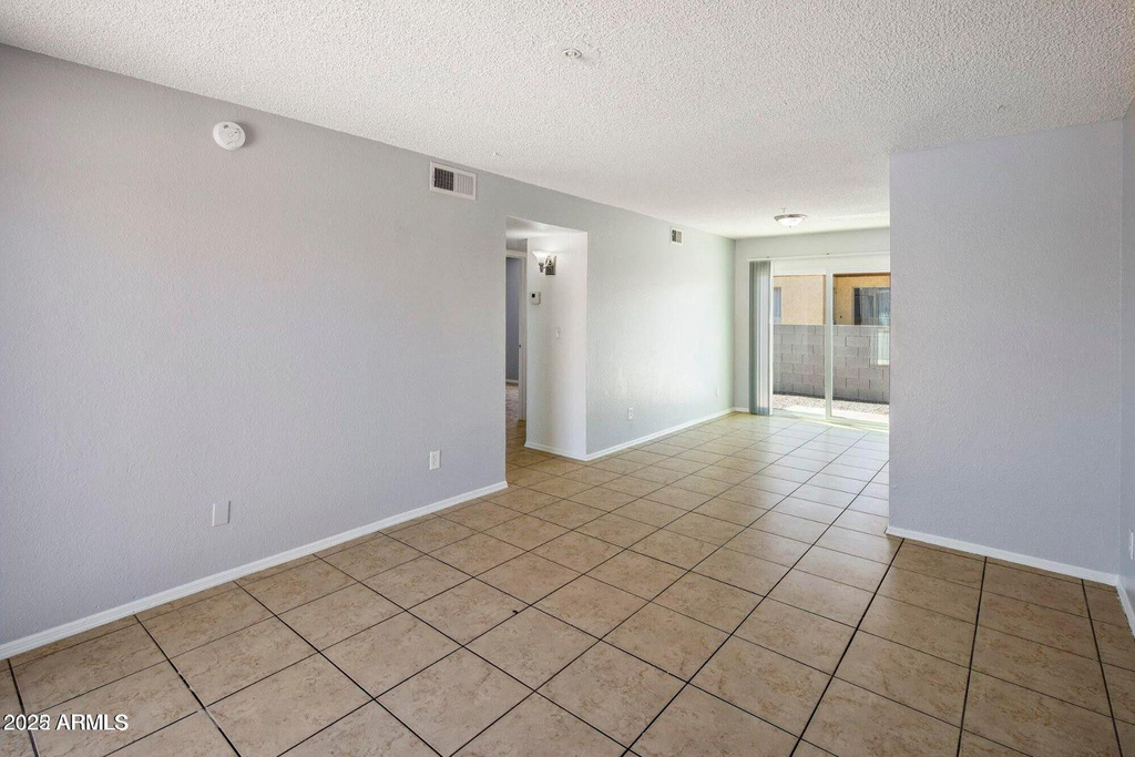 3823 N 23rd Drive - Photo 7