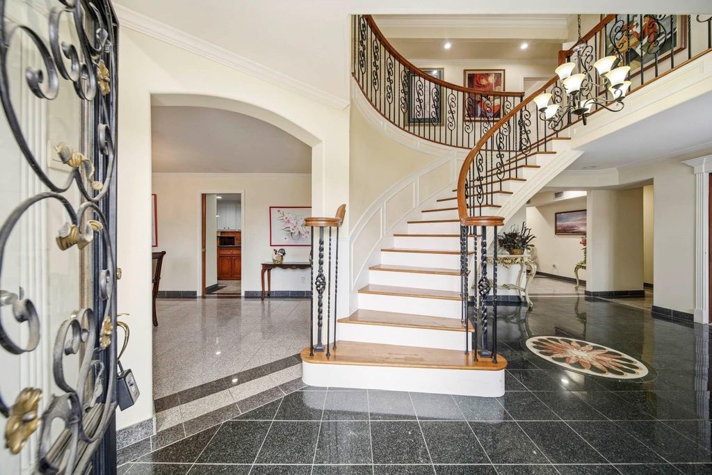 11730 Denise Drive - Photo 4