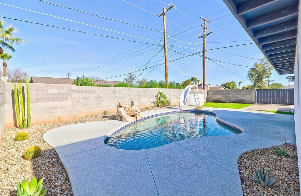 8144 E Fairmount Avenue - Photo 32