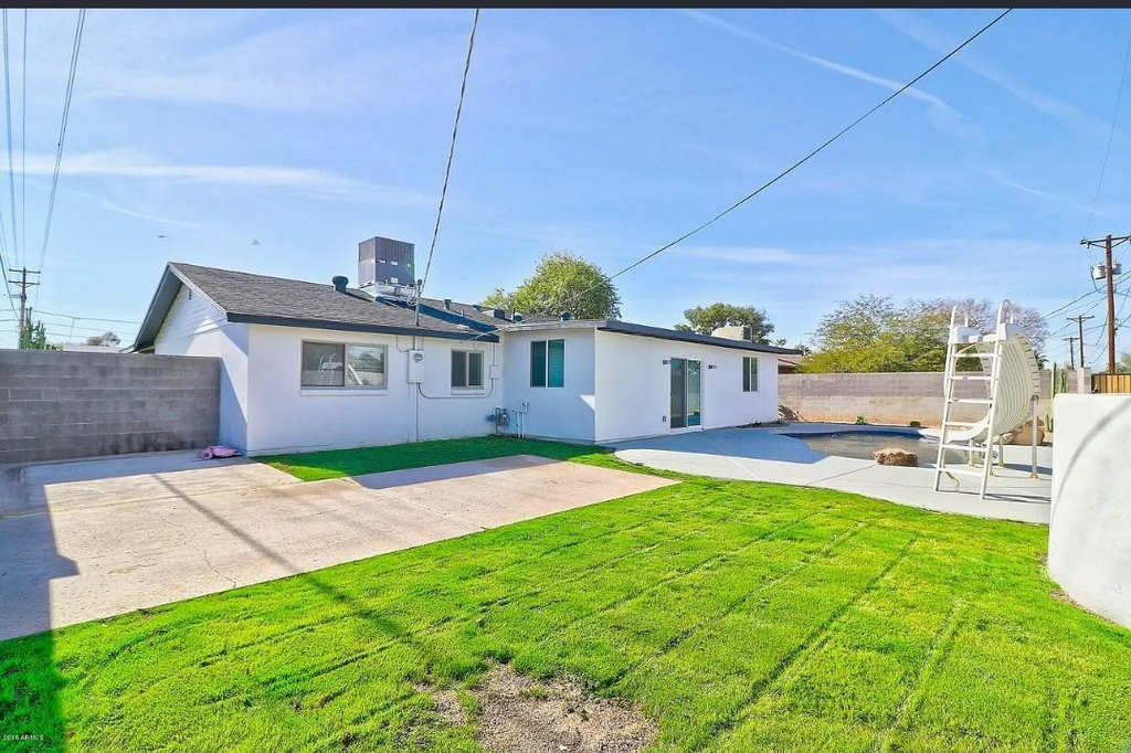 8144 E Fairmount Avenue - Photo 2