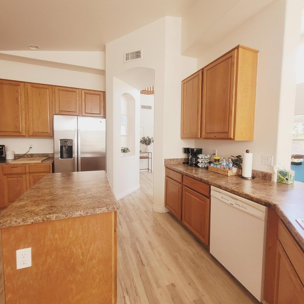 8720 W Kathleen Road - Photo 6