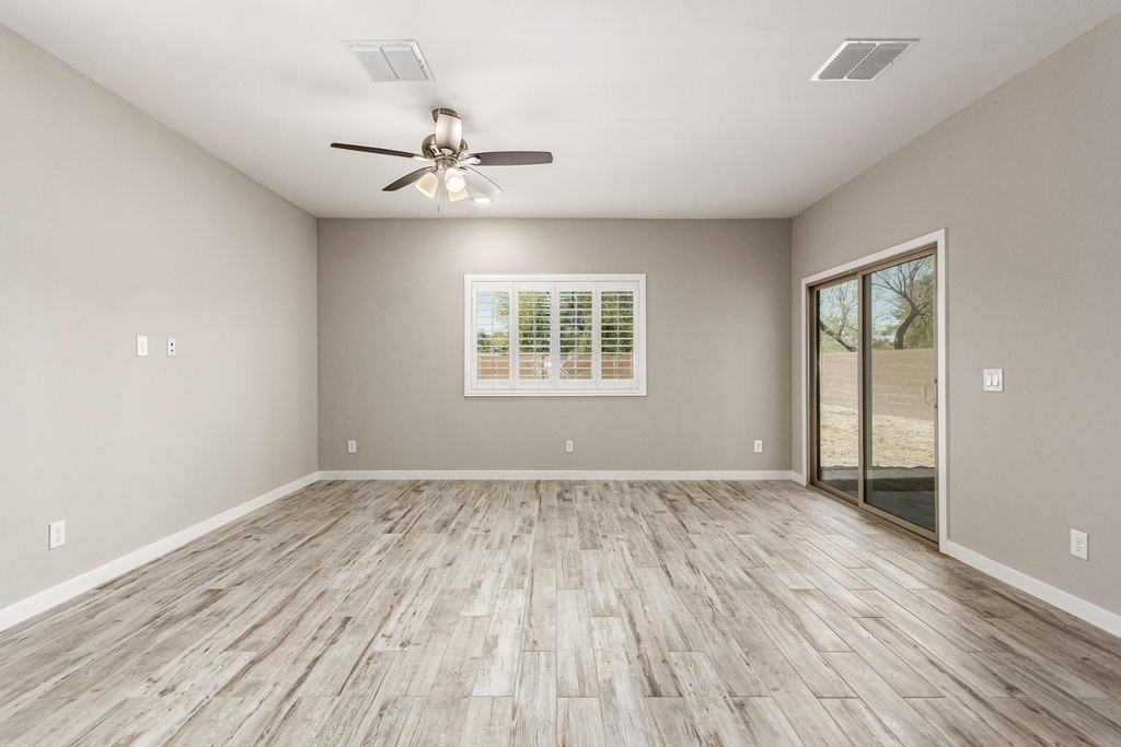 19532 N 27th Place - Photo 8