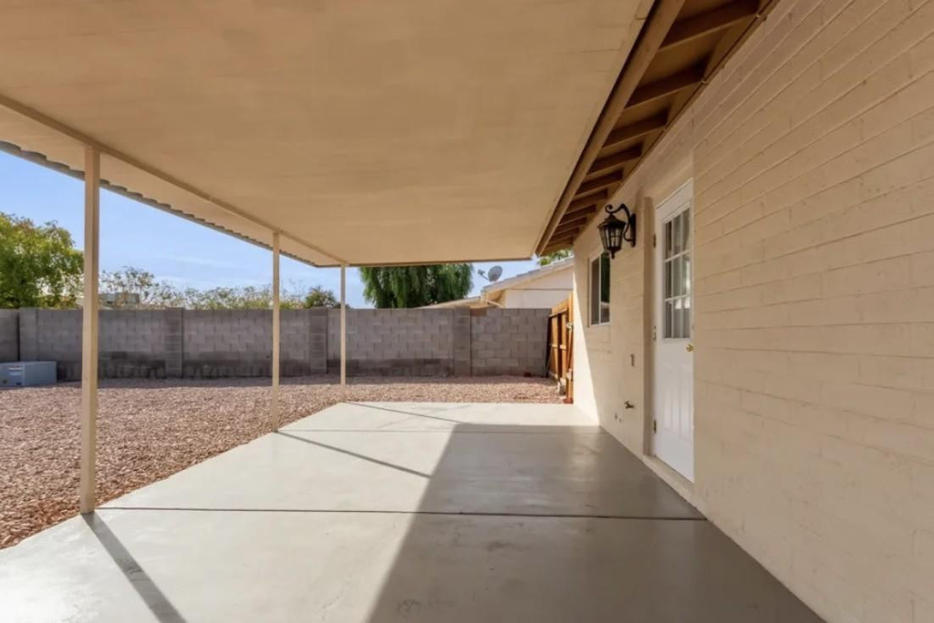 6421 W Carol Avenue - Photo 14