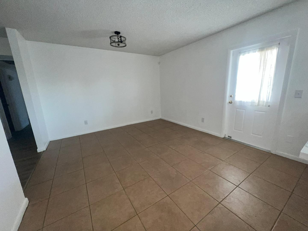 6421 W Carol Avenue - Photo 29