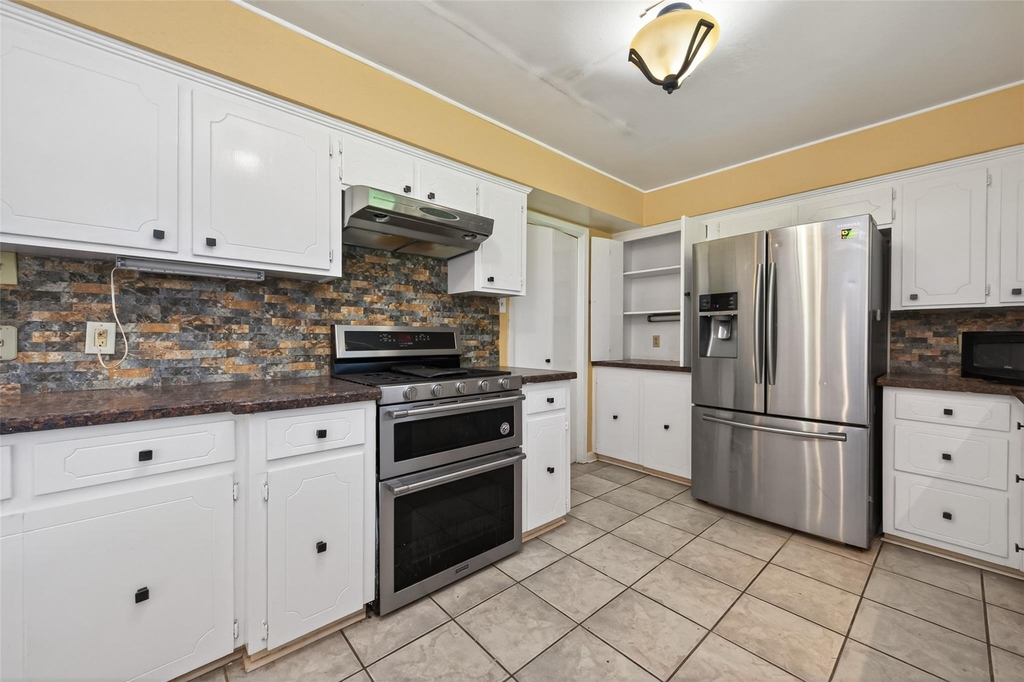 1701 Mistletoe Lane - Photo 8