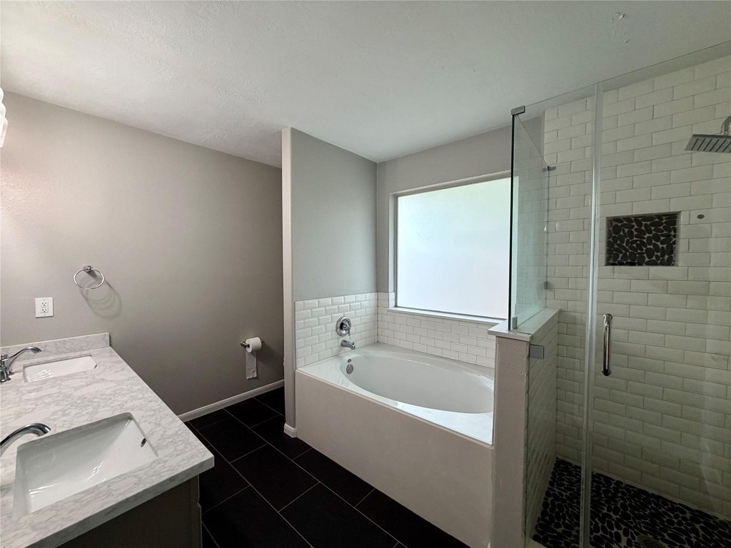 25206 Barmby Drive - Photo 12