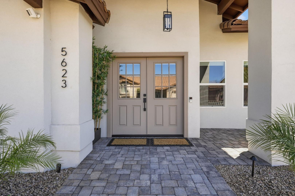 5623 E Claire Drive - Photo 14