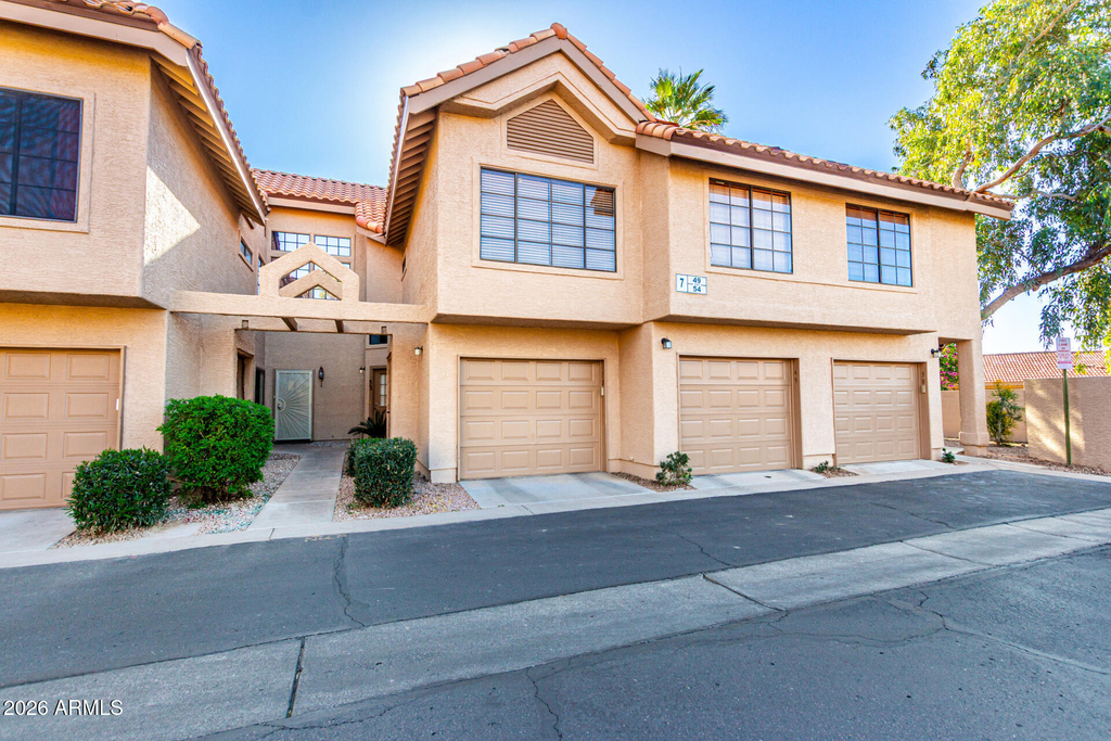 1001 N Pasadena -- - Photo 12