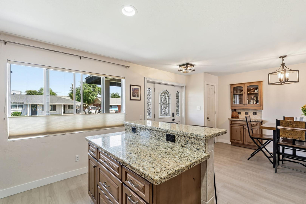 2234 N 74th Way - Photo 8