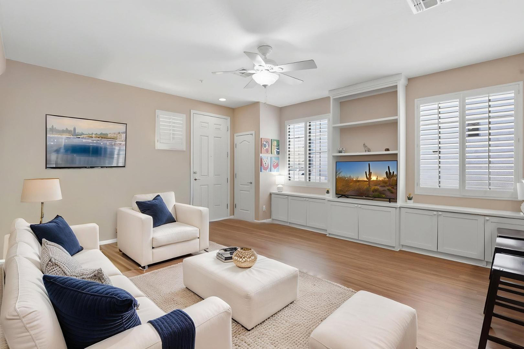 881 S Porter Street - Photo 4
