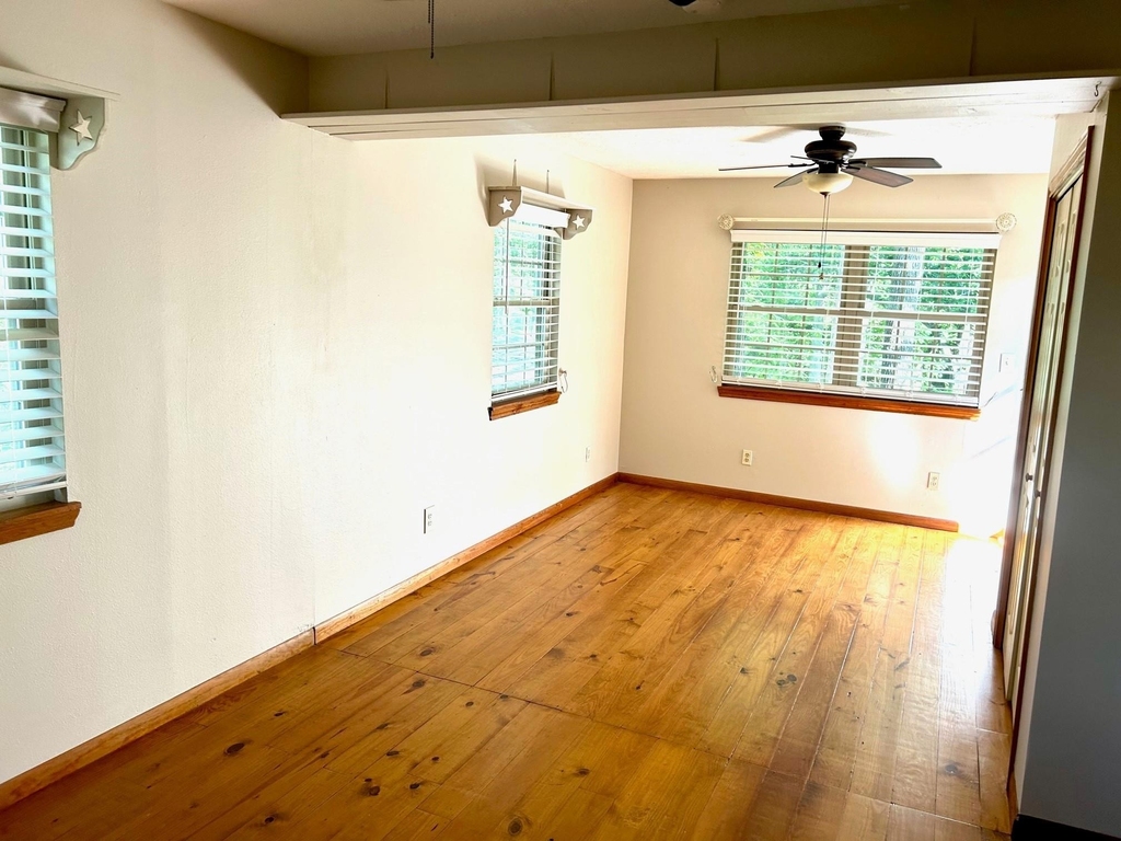131 Southwood Shores Drive - Photo 8