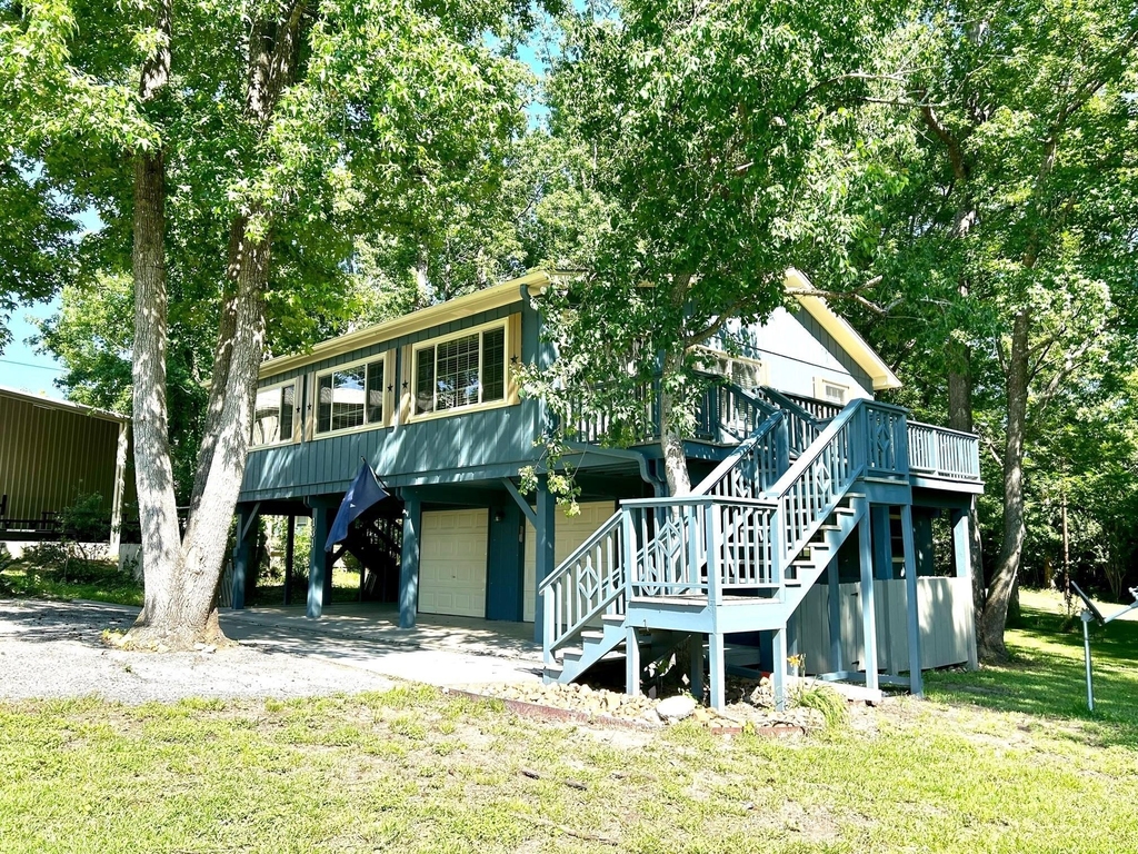 131 Southwood Shores Drive - Photo 2