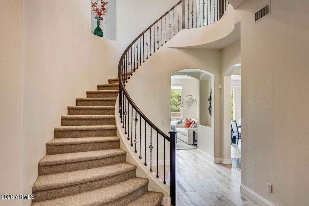 28990 N White Feather Lane - Photo 9