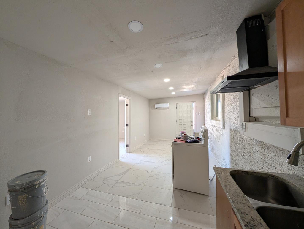 13208 W Tuckey Lane - Photo 61