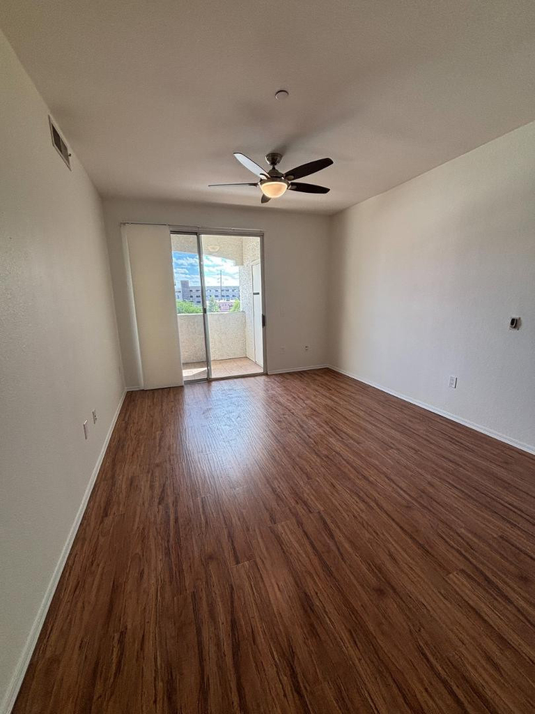 3302 N 7th Street - Photo 3