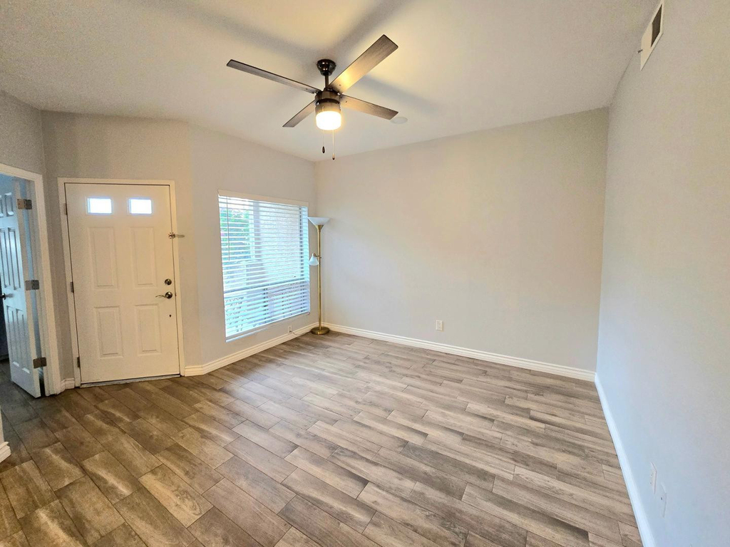 101 N 7th Street - Photo 10