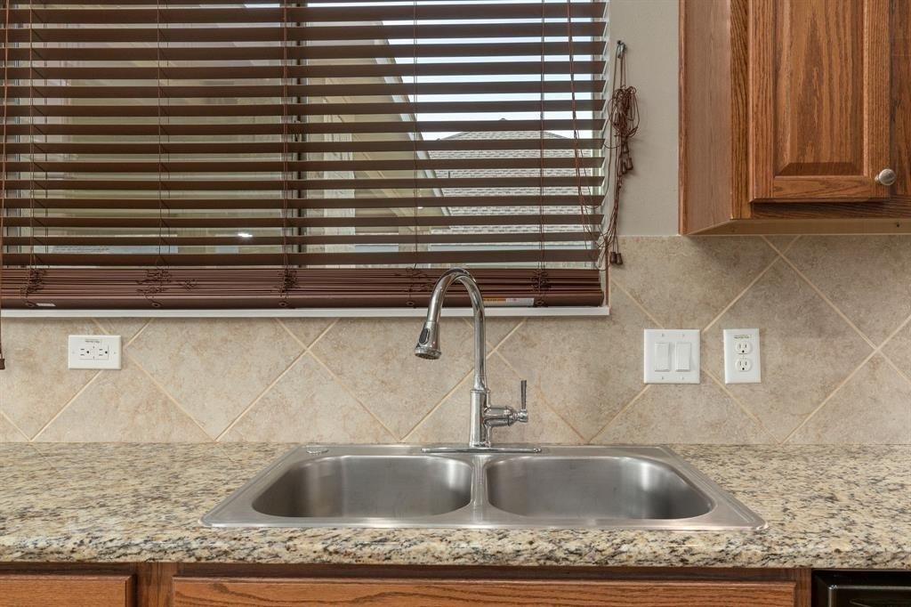 2310 Pasqua Trail - Photo 10