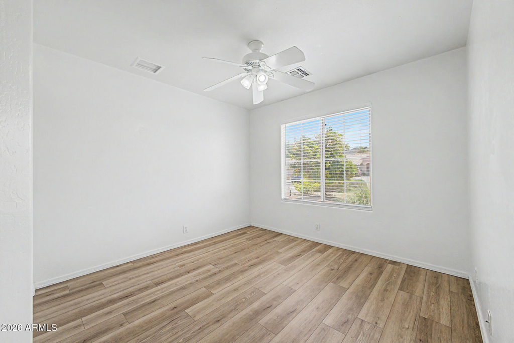 930 E Harwell Road - Photo 28