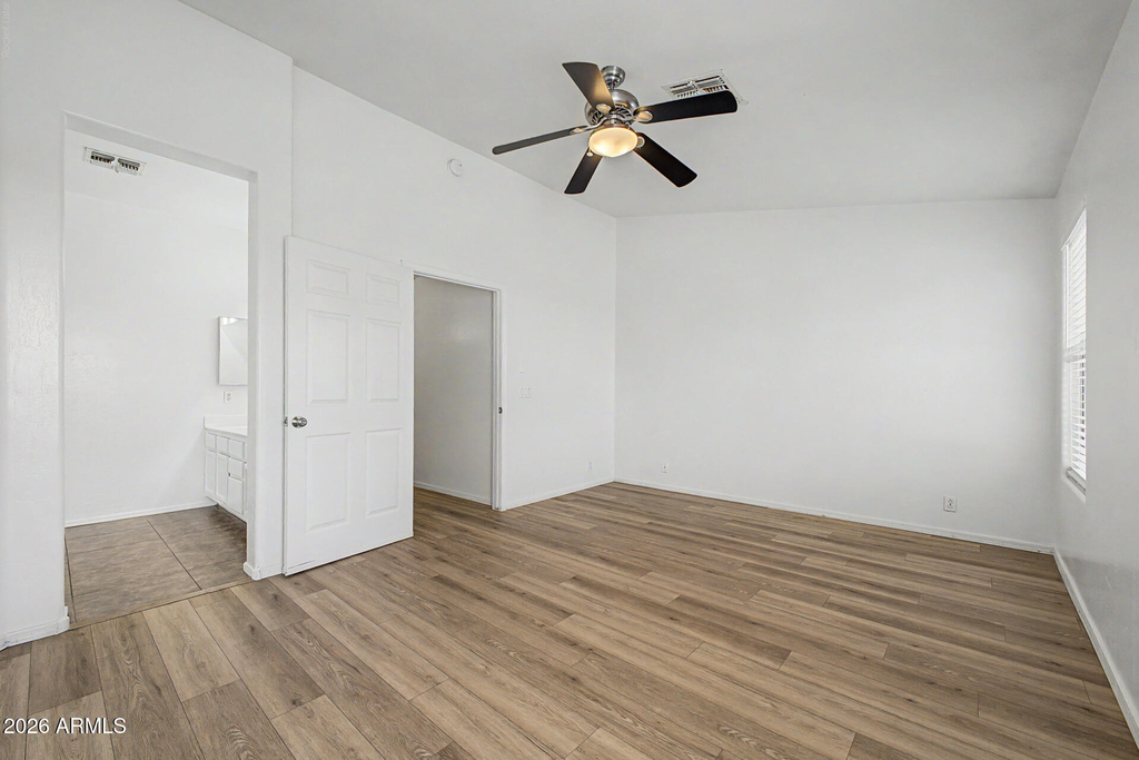 930 E Harwell Road - Photo 18