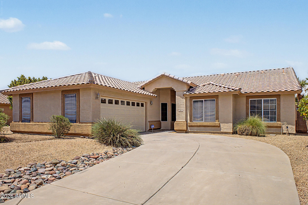 930 E Harwell Road - Photo 3