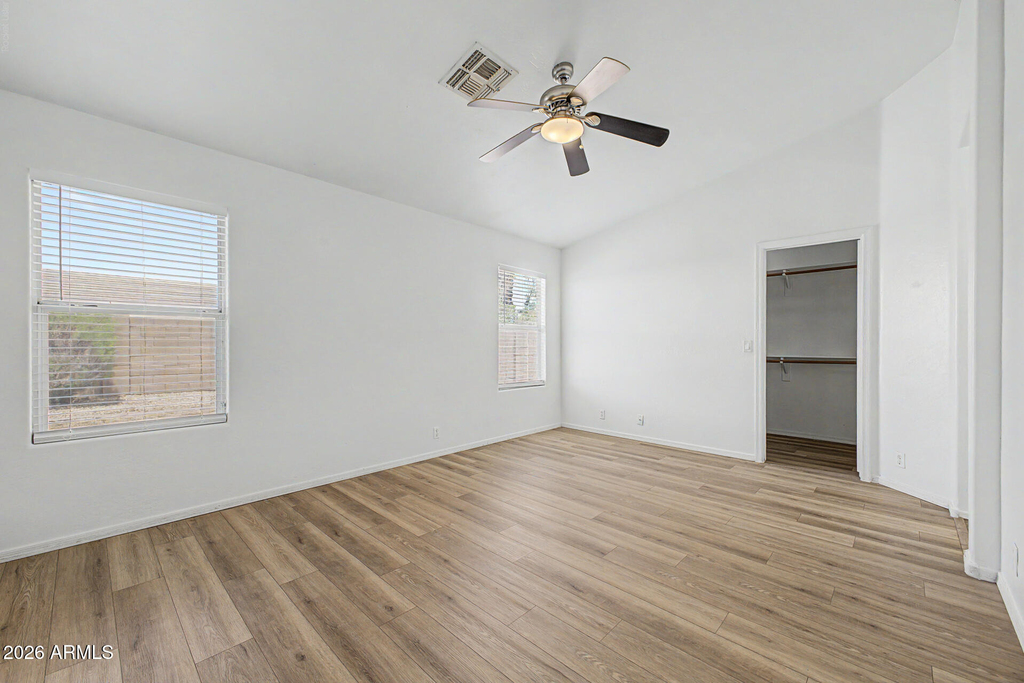 930 E Harwell Road - Photo 16