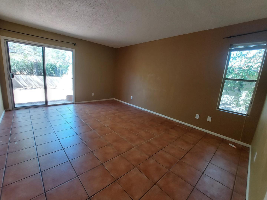 2604 Inverrary Drive - Photo 6