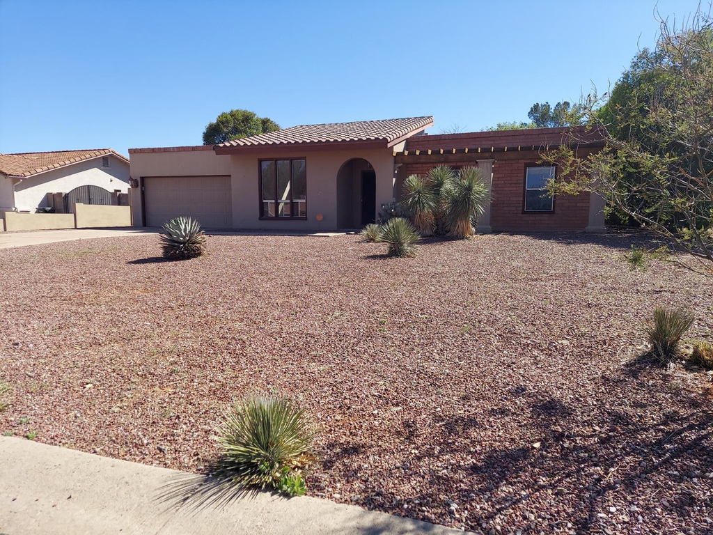 2604 Inverrary Drive - Photo 1