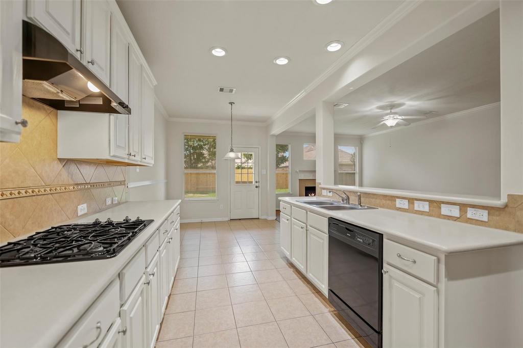 11515 Timberly Park Lane - Photo 10