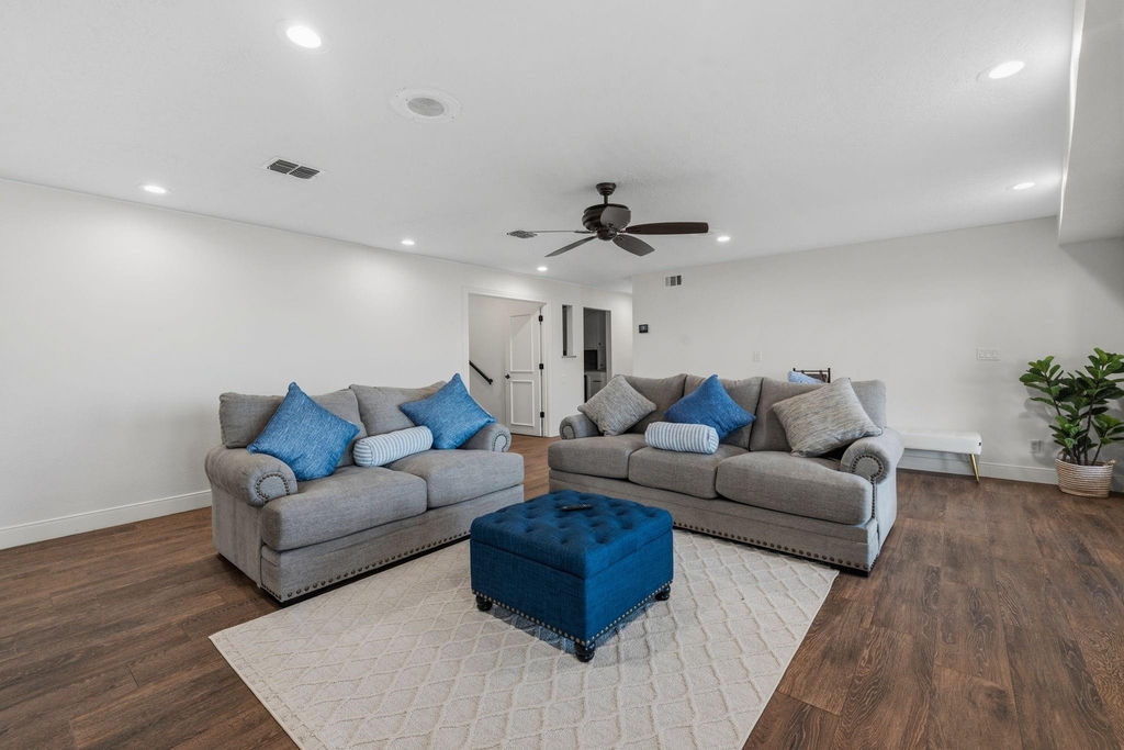 11707 Edgewater Court - Photo 24