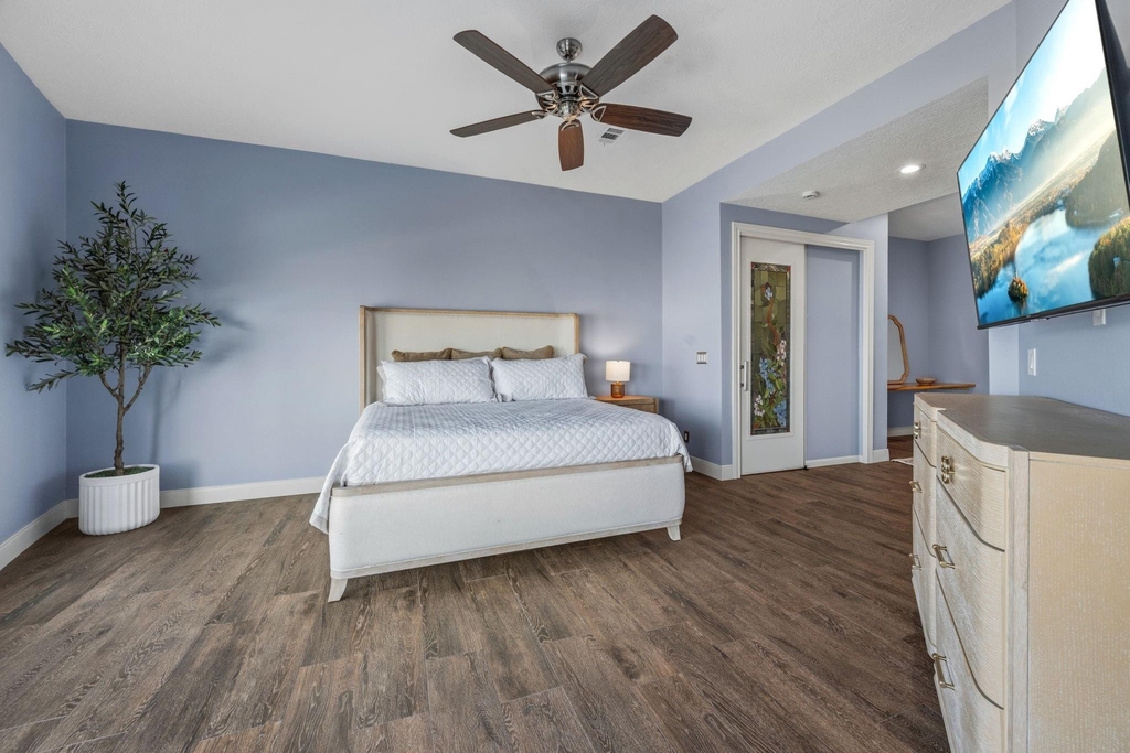 11707 Edgewater Court - Photo 11