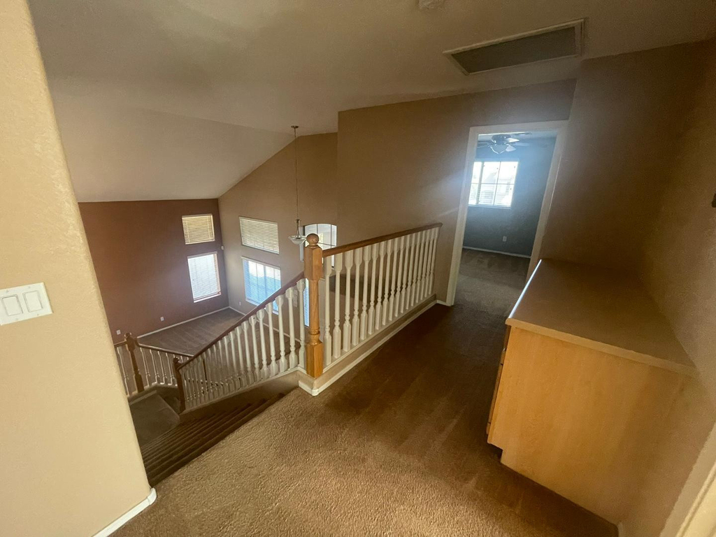 1053 W Bruce Avenue - Photo 12
