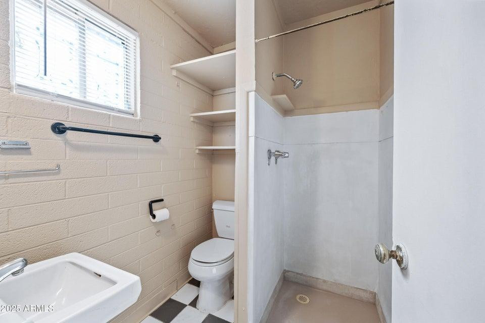 343 W Portland Street - Photo 9