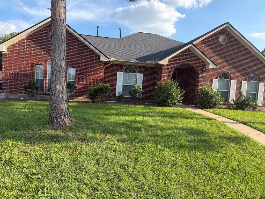 11308 Madison Court - Photo 0